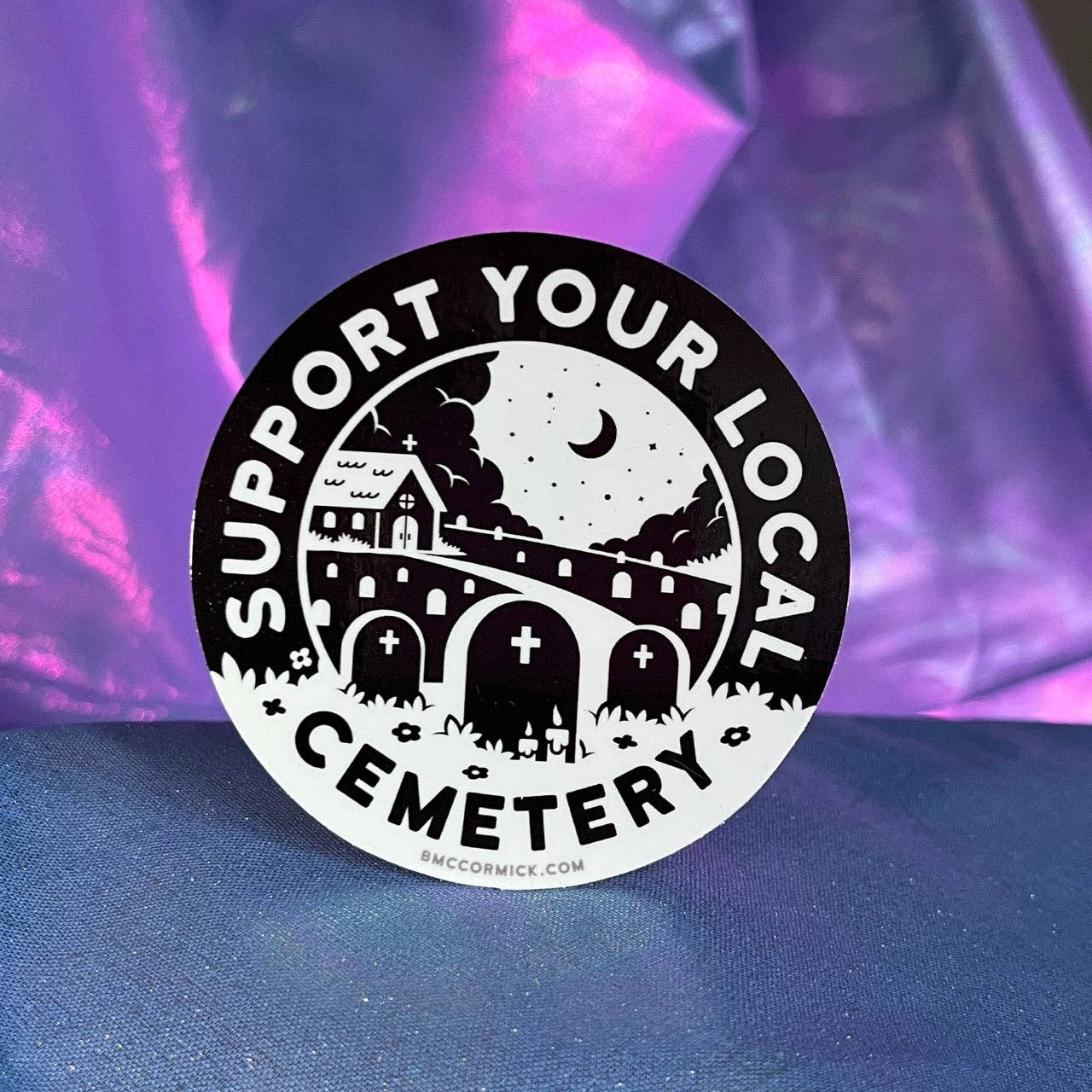 BMcCormick ART - Wholesale Sticker - Steun je lokale begraafplaats 3" sticker | Zwart en wit4