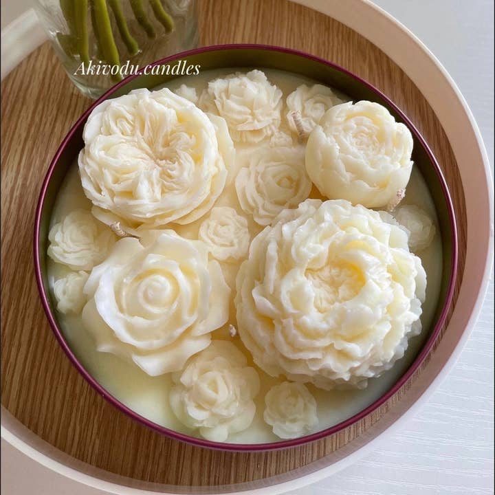 Akivodu Candles - Wholesale Novelty Candle - Blooming Flowers Candle 16 oz - multiple scents