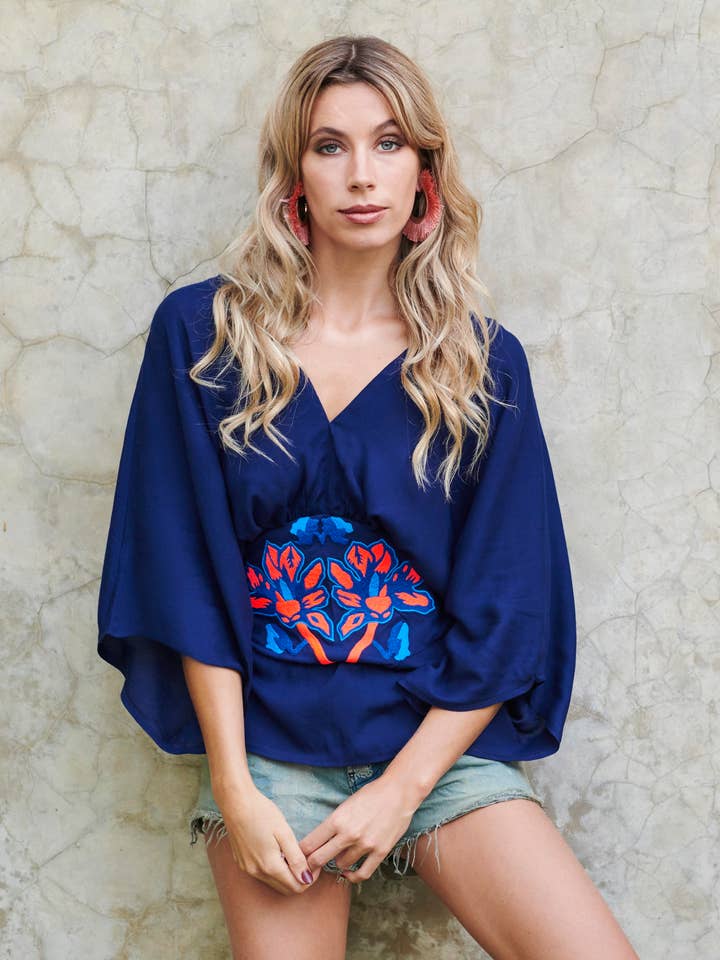 Deusa Top na Marinha por atacado de Akosée