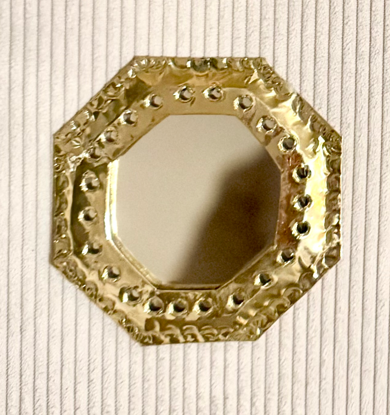 romeda - Vente Miroir mural - Miroirs décoration dorés, Miroir décoration murale en laiton4