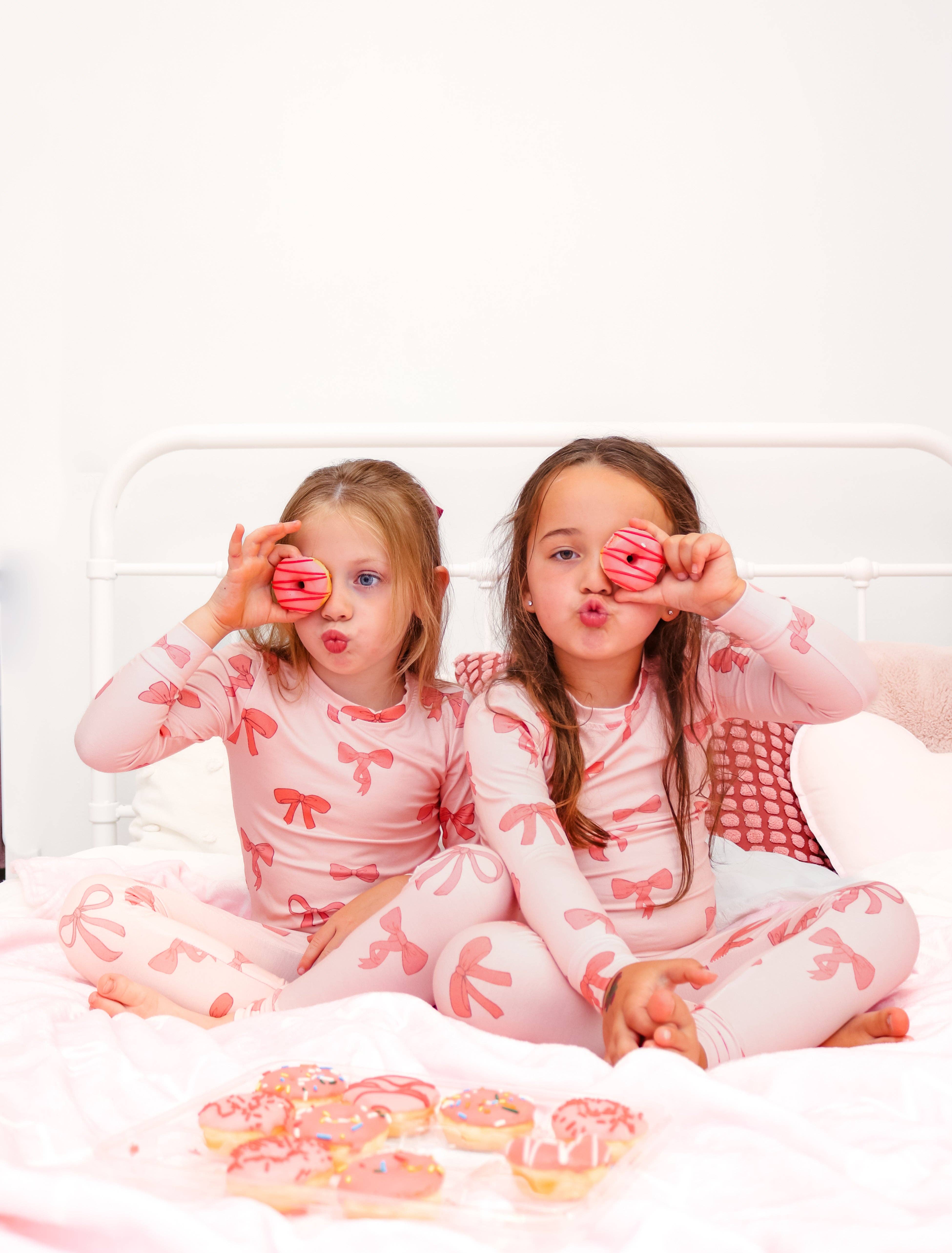 Fancy Shmancy Baby - Venta al por mayor Conjunto de pijama - Niños - Pijama con lazo rosa3