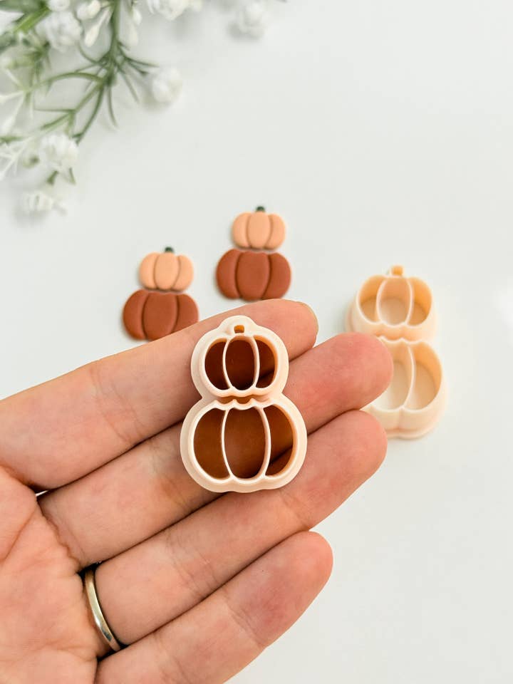 Pompoen Stapel 2025 Polymeer Klei Snijder PCC1707 voor wholesale door Tera Clay