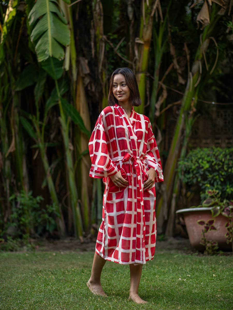 Handprint – wholesale Kimono – Women's – RED & WHITE SQUARES SILK KIMONO Price Change 20241