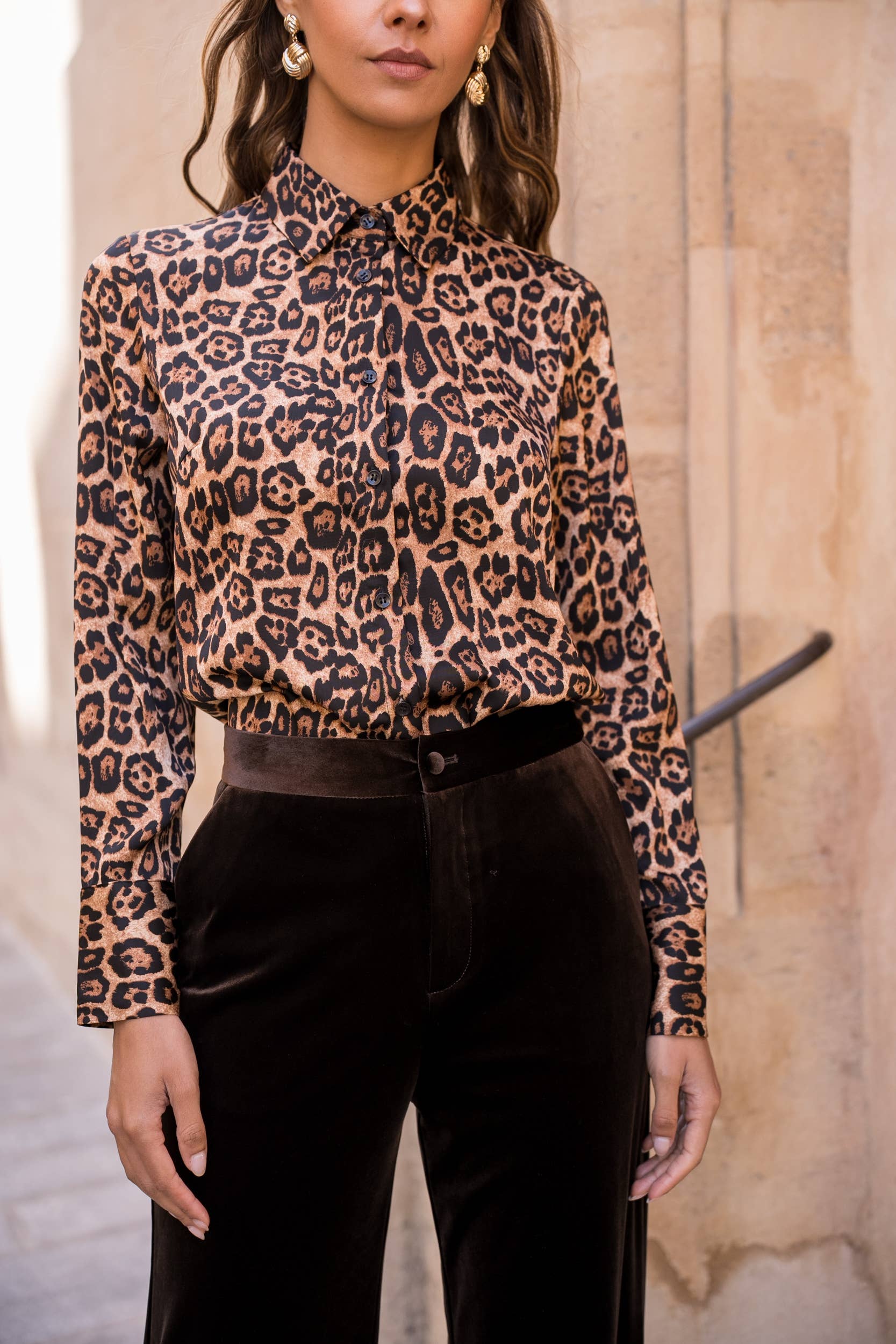 Attentif Paris - Wholesale Button Down Shirt - Women's - Satin shirt with classic notched collar83