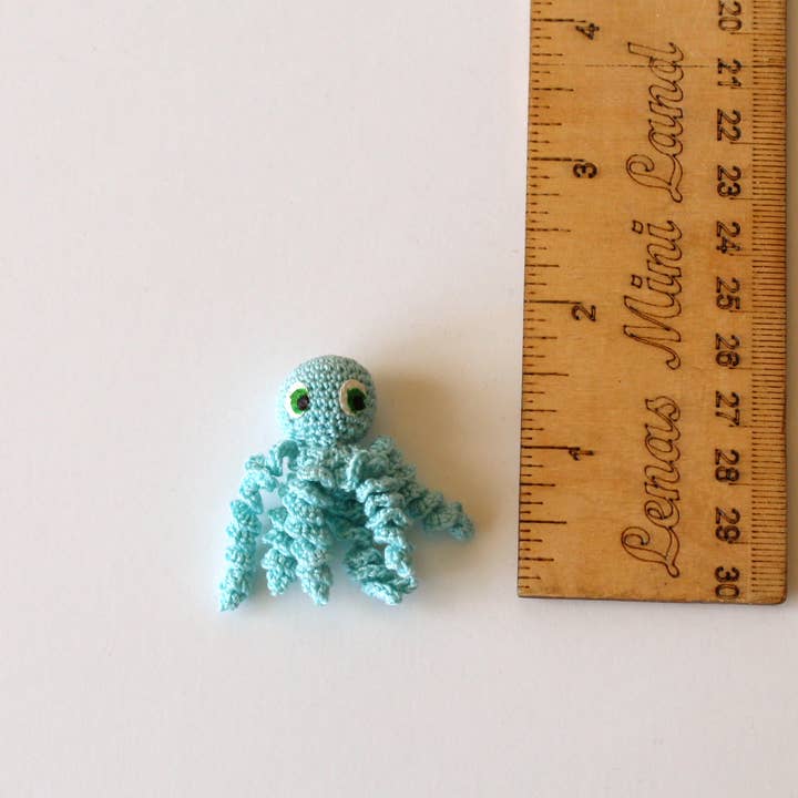Lenasminiland – Großhandel Puppenzubehörset – Kinder – Miniatur Oktopus, Amigurumi Ein-Zoll-Ozean-Oktopus gehäkelt2