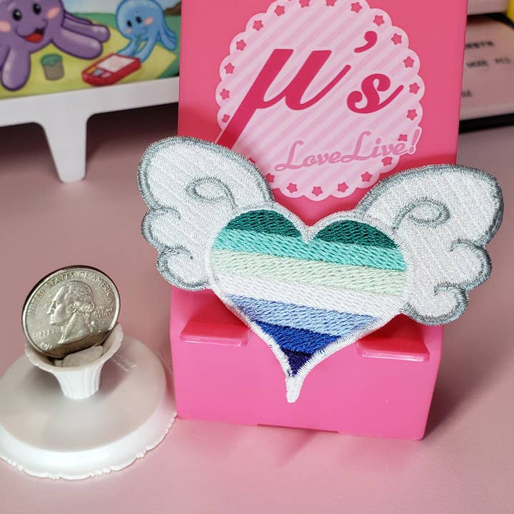 Gay Men Loving Men Heart Pride flaggplåster eller nål för wholesale av Manifested Dreams