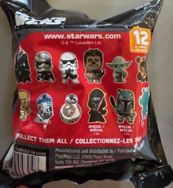 Wildwood Enterprises LLC - Wholesale Figurine Toy - Kids - Star Wars Series 1, 2" Figurine Bag Clip - Asst. Lot of 64