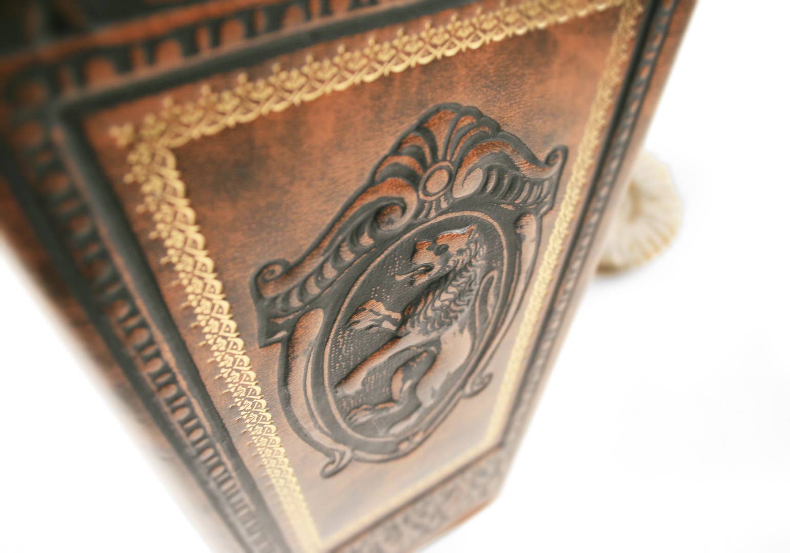 Creatico - Wholesale Trashcan/Trash Bin - LEATHERKIND Storia Regular Waste Paper Basket7