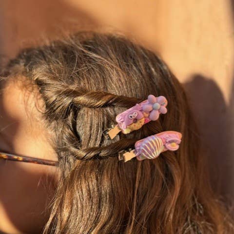 DIY KIT KAWAII HAIR CLIPS - PACK of 6 and other Purchase Wholesale monederos kawaii. Free Returns & Net 60 Terms on Faire trending on Faire.
