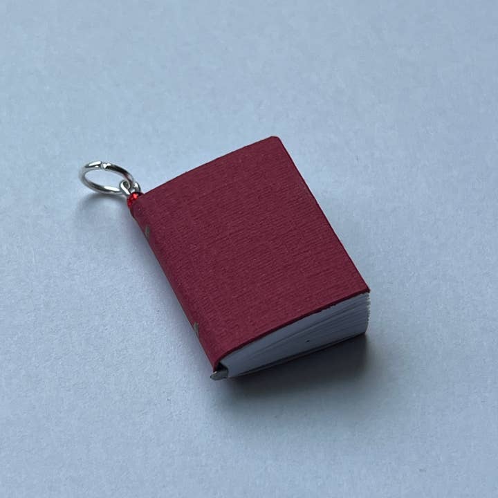 Sageware - Venta al por mayor Collares con colgantes/abalorios - Colgante tipo libro en miniatura