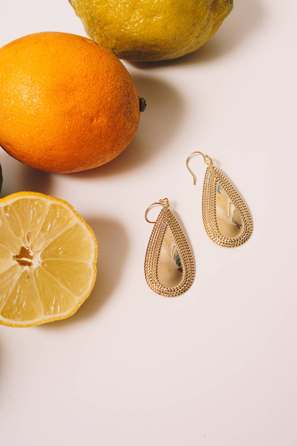 Janna Conner - Vendita all'ingrosso Orecchini pendenti - Orecchini a goccia Gervais | Placcatura in oro 18k | Ottone