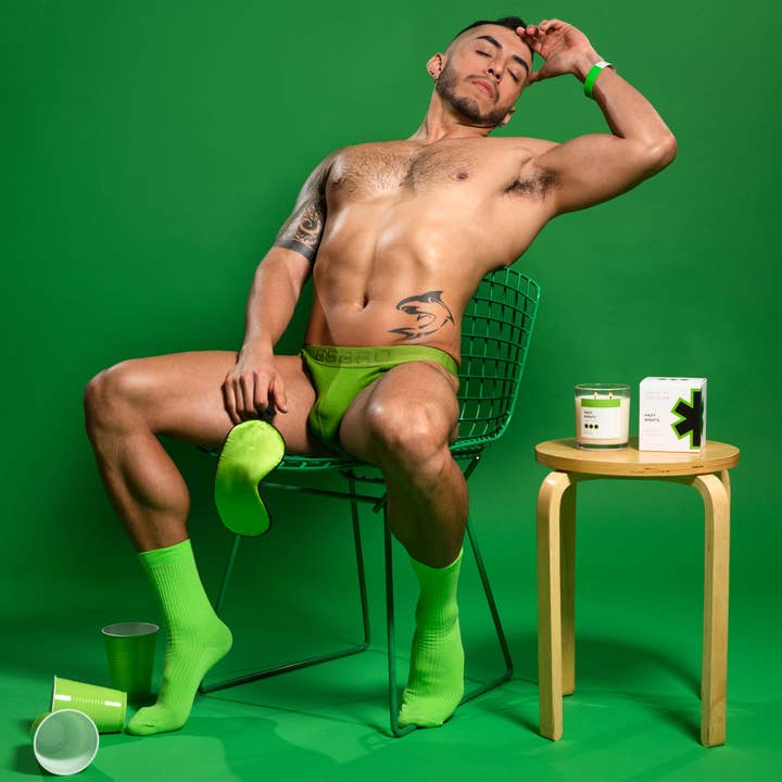 Regular Ass Candles - Wholesale Novelty Candle - HAZY NIGHTS Spiced Rum, Tobacco, Incense 11oz Candle4