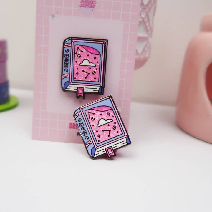 RebelJones - Wholesale Lapel Pin/Button - Dreamer Book Pin