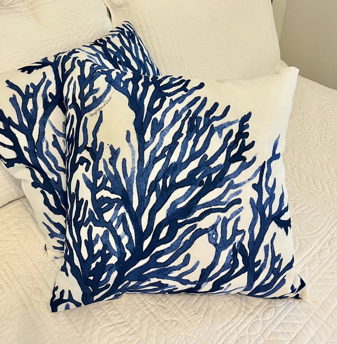 Bamboo Table - Wholesale Throw/Decorative Pillow - Blue Coral Coastal Indoor/Outdoor Throw/Decorative Pillow2