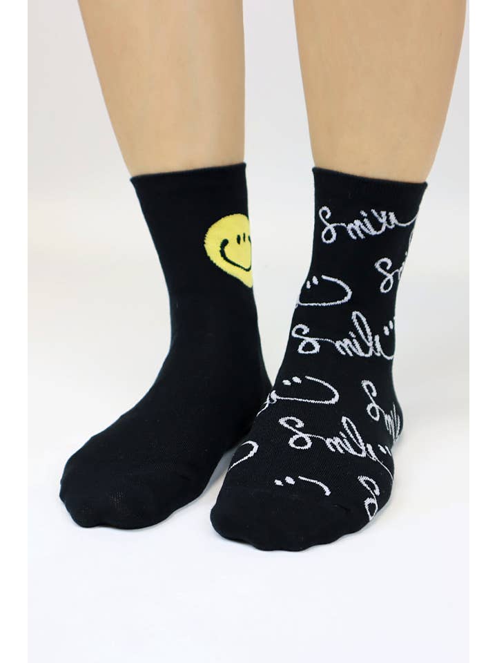 7DAYSSOCKS – Meias - Mulher por atacado – Crew Feminina Manuscrito Smile AB Meias inigualáveis1