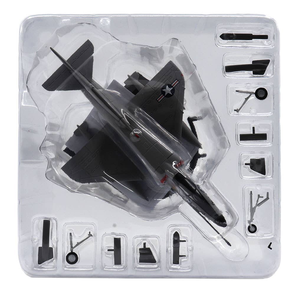 Motor City Classics, Inc. - Wholesale Decorative Tabletop Object - 1:72 Scale McDonnell Douglas A-4C Skyhawk Diecast Model7