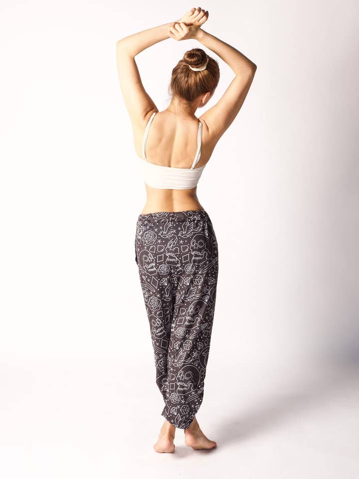 Pantalón Pinzado Fishikii B&W Old School para venta al por mayor de Fishikii