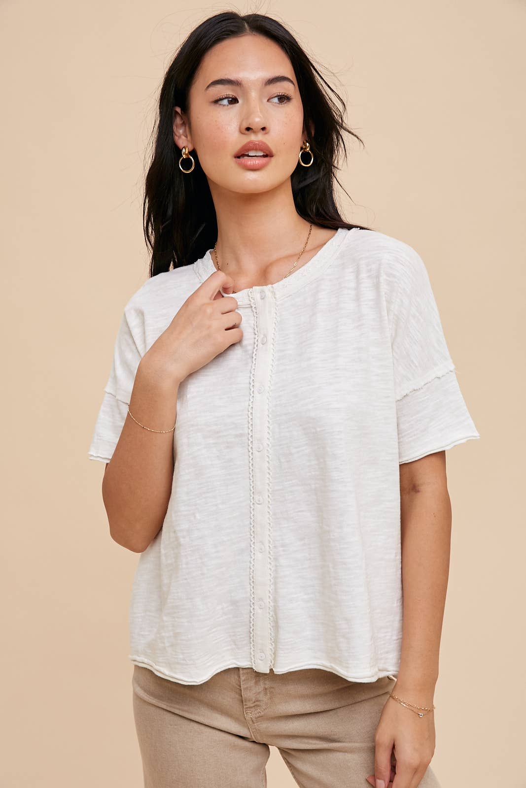 In Loom – wholesale Tröja med knappar – Dam – PLAGGTVÄTTAD KNAPPFRAM LACE TRIM TOPP6