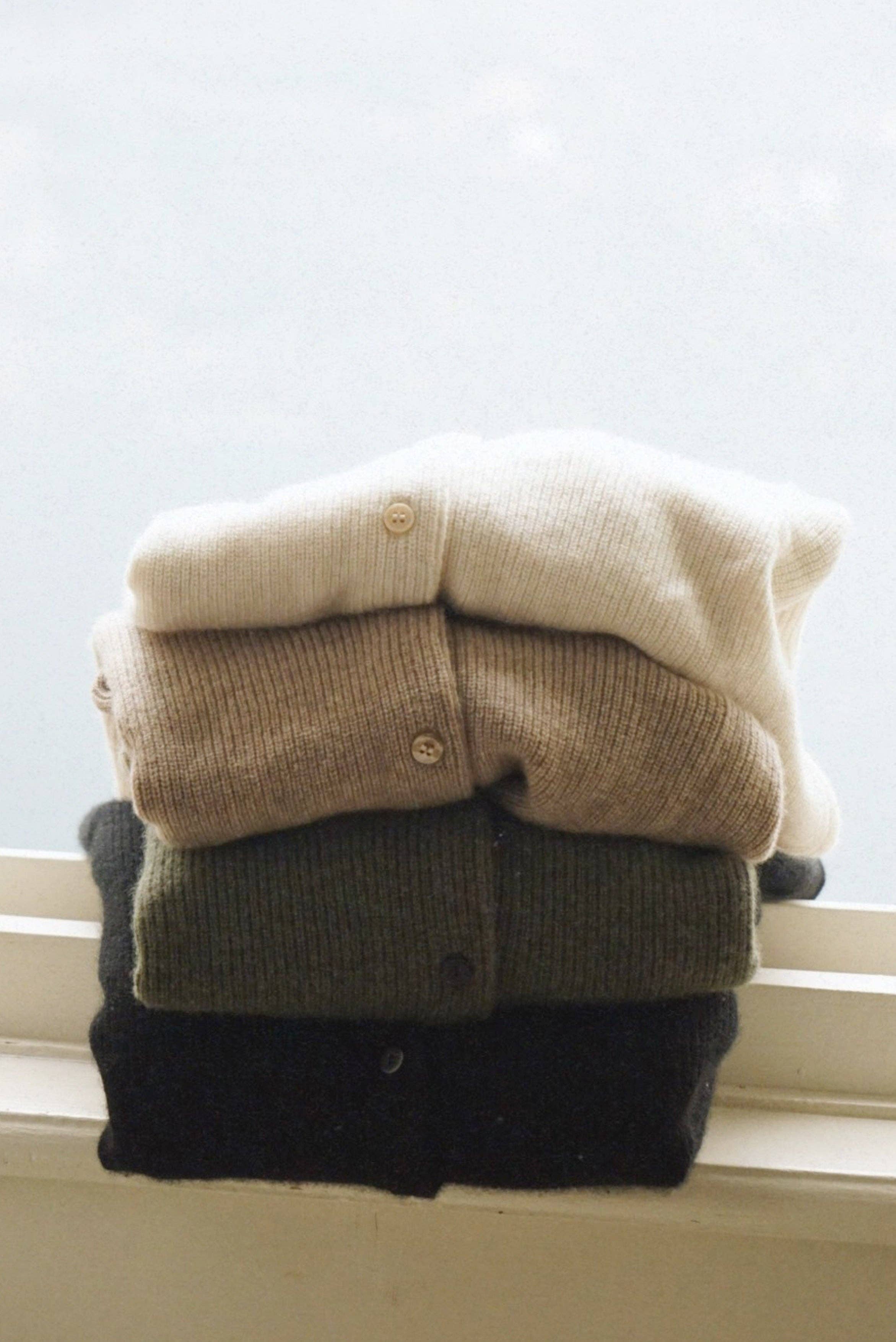 Beachwood The Label - Wholesale Cardigan - Women's - The Cashmere Bianca Top // Moon7