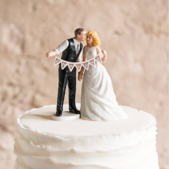 Weddingstar Inc. - Wholesale Decorative Figurine - Shabby Chic Bride And Groom Porcelain Figurine