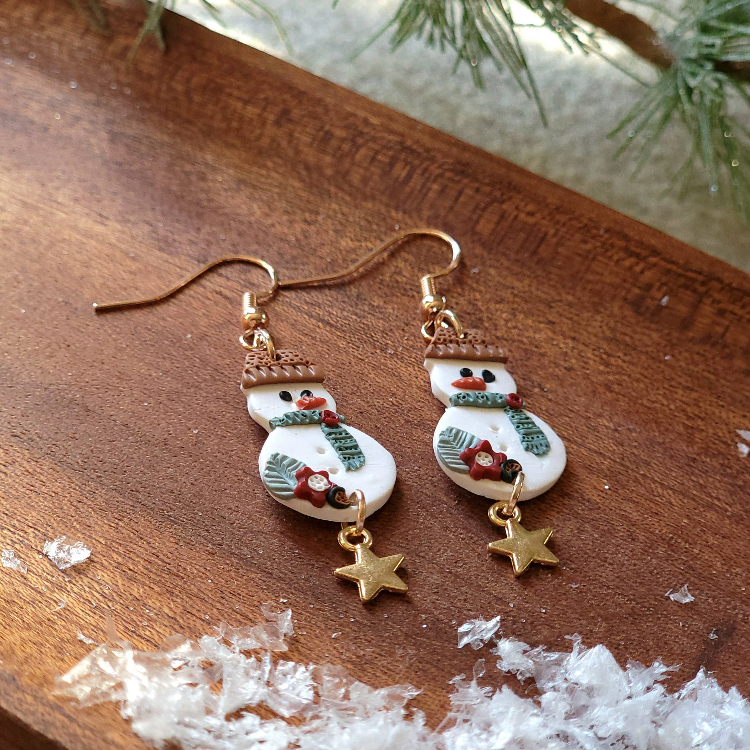 Foxy Method - Wholesale Dangle Earrings - Festive Holiday Gold Star Snowman Clay Earrings3