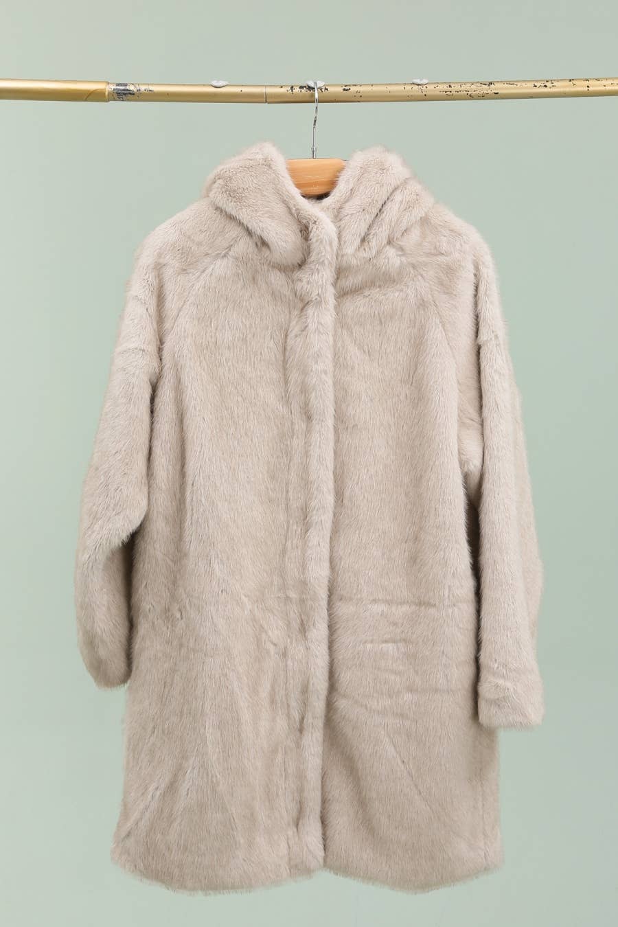 DIX-ONZE – wholesale Päls/fuskpäls - Dam – Chokladbrun Lång Fuskpälsrock – Lyx & Komfort8