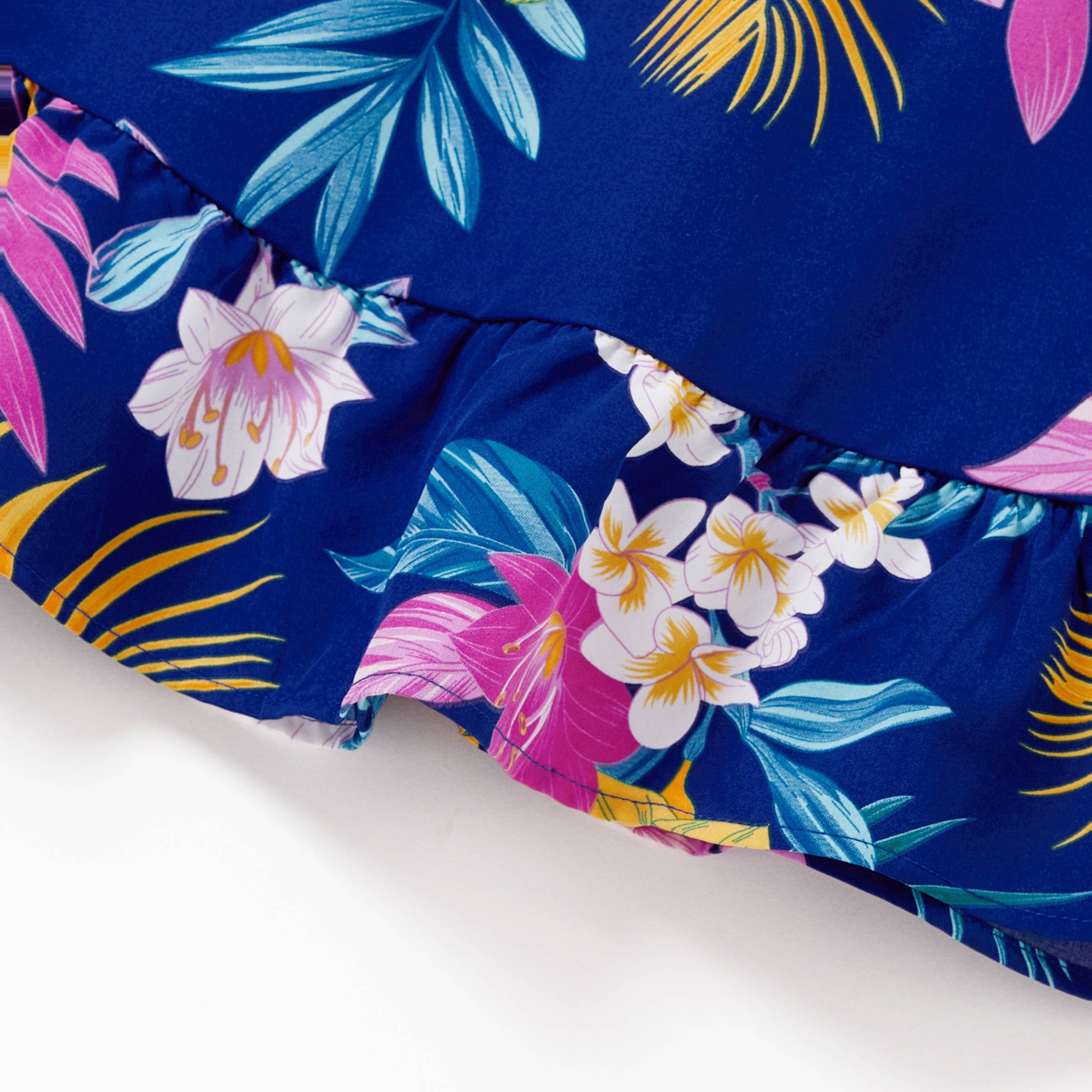 Blu profondo Abito o Set di Camicia e Pantaloncini Tropicale Hawaiano per Famiglia in vendita all'ingrosso su Faire7