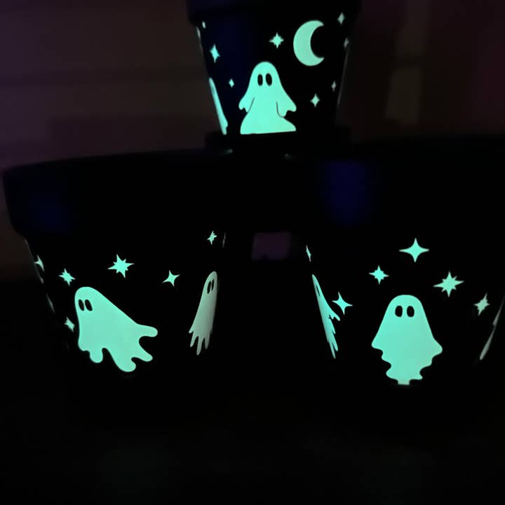 Peach Tree Design Shop - Wholesale Plant Pot - Glow-in-the-Dark Planter, Halloween Planter, Ghost Planter1