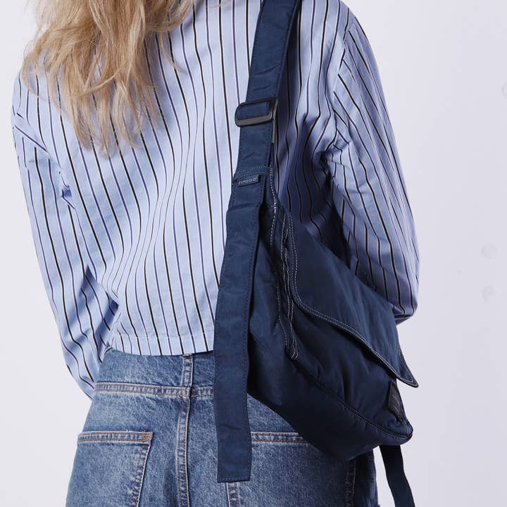 ZIMEGO - Wholesale Crossbody Bag - Women's - Venice Stitch Point Crossbody Bag - ZB80819