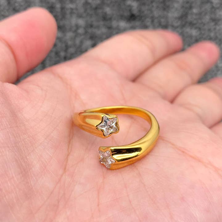 Mio Queena - Wholesale Multi-Stone Ring - Star Zircon 18K Gold Plated Stainless Steel Ring - FGS/MS
