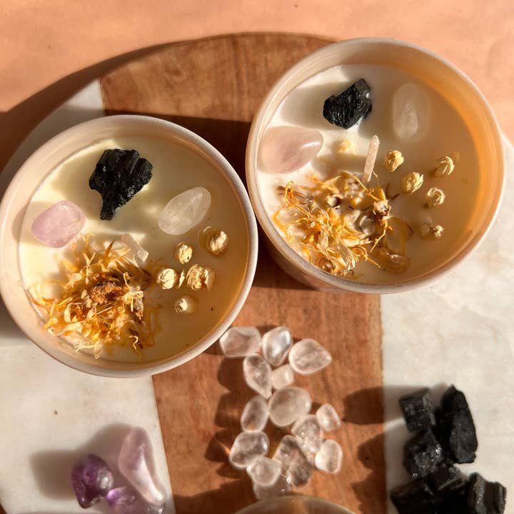 The Moon+Heart – wholesale Burkljus – HEALING Intention Soy Wax Candle | Ametist, klar kvarts och svart turmalin | Doft: Svart Oud, Rose & Mandarin
