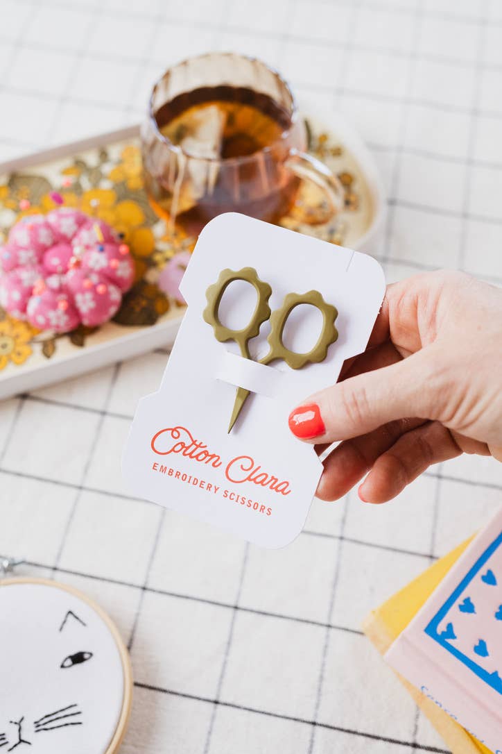 Cotton Clara Craft Kits & Supplies - Wholesale Scissors - Mini Sunflower Embroidery Scissors2