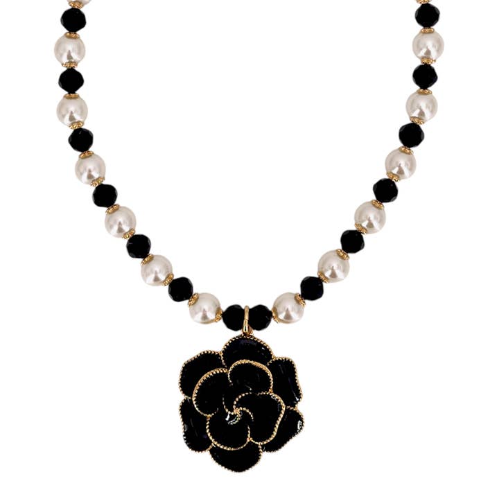 Kustparel Camellia Bloem Hanger Ketting | Statement voor wholesale door Bijoux Envie Statement Jewelry