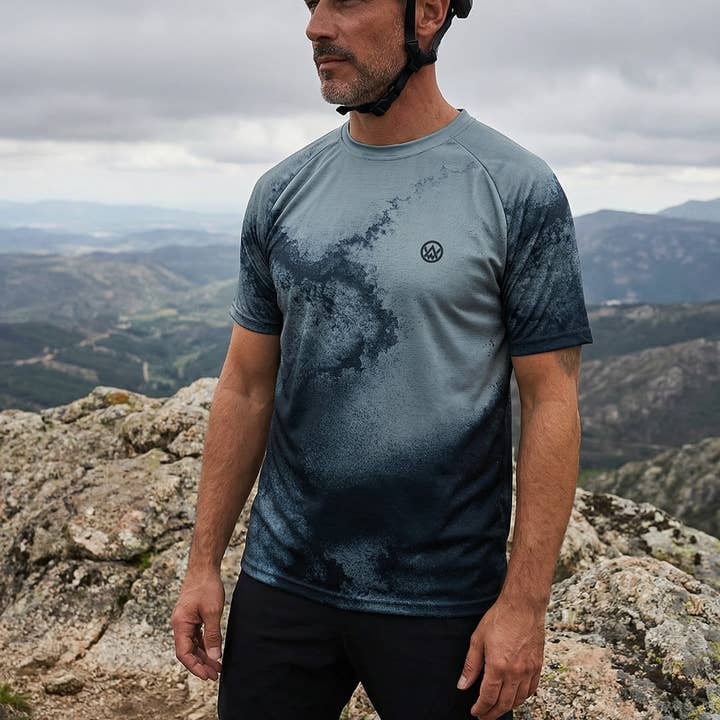 Giftig kortärmad prestanda MTB-tröja för wholesale av Odyssey Activewear