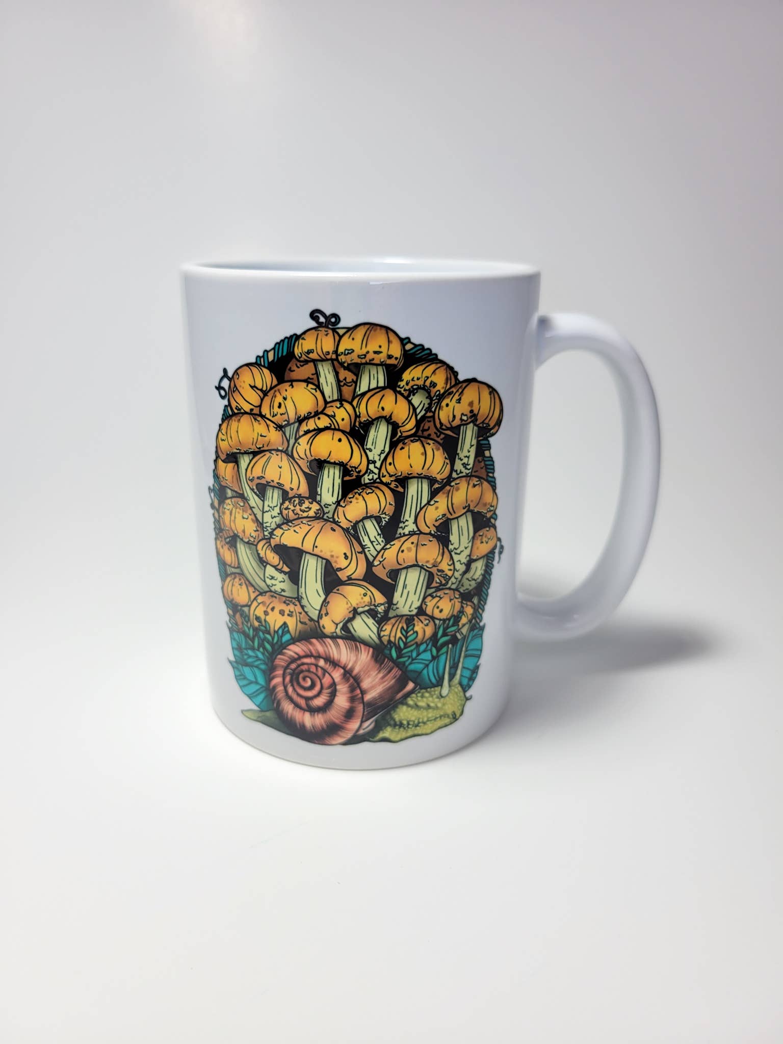 Mushroom Marauder – wholesale Coffee mug – Land Snail and Chestnut Mushrooms Mug | 11oz/15oz1