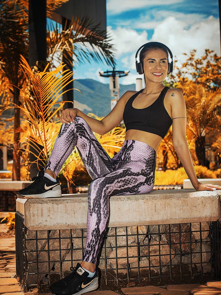 Pink And Black Snake OWfit Leggings for wholesale by Owfit