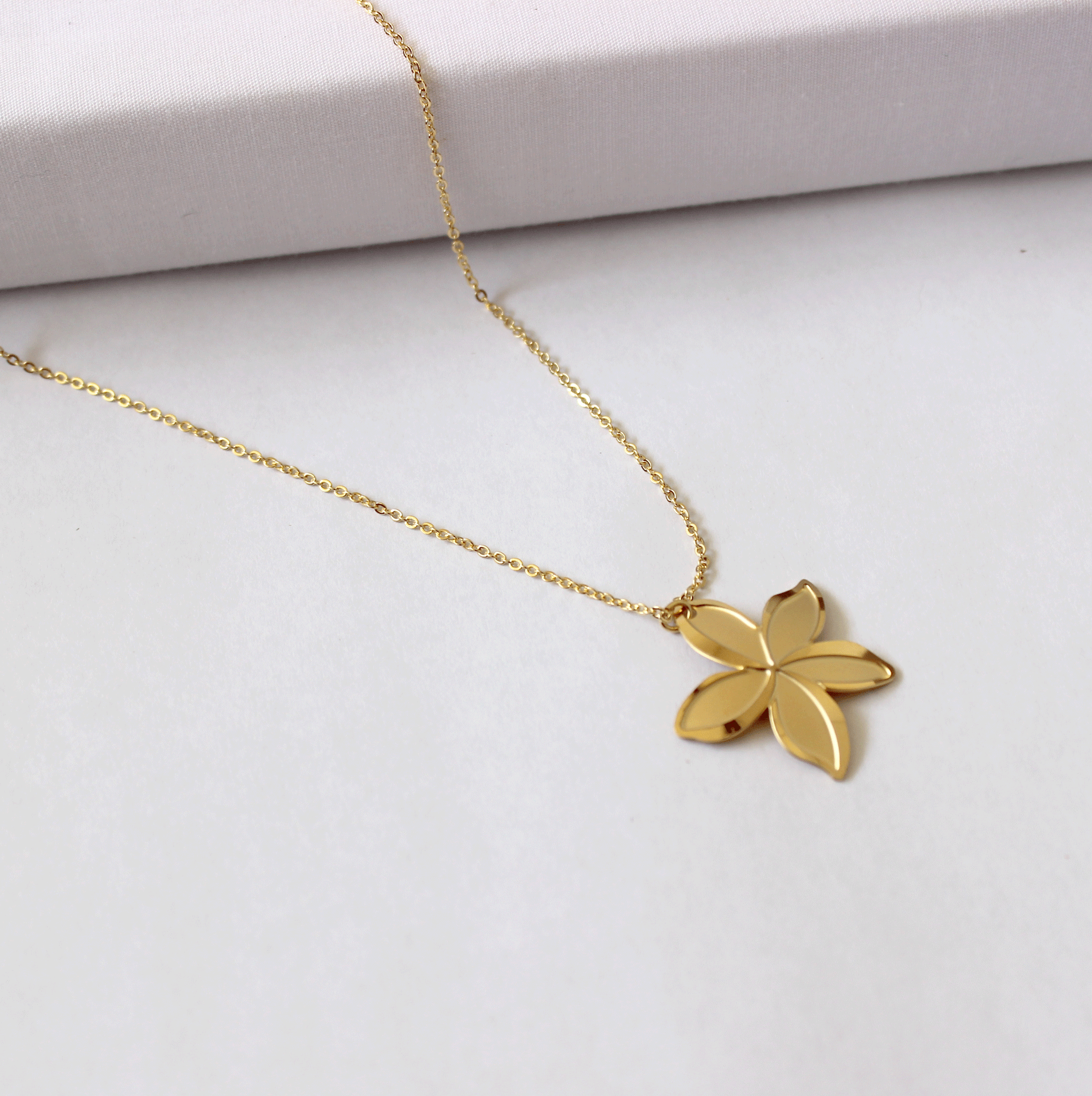 Leighton Lam Designs - Wholesale Pendant/Charm Necklace - Plumeria Medium Necklace1