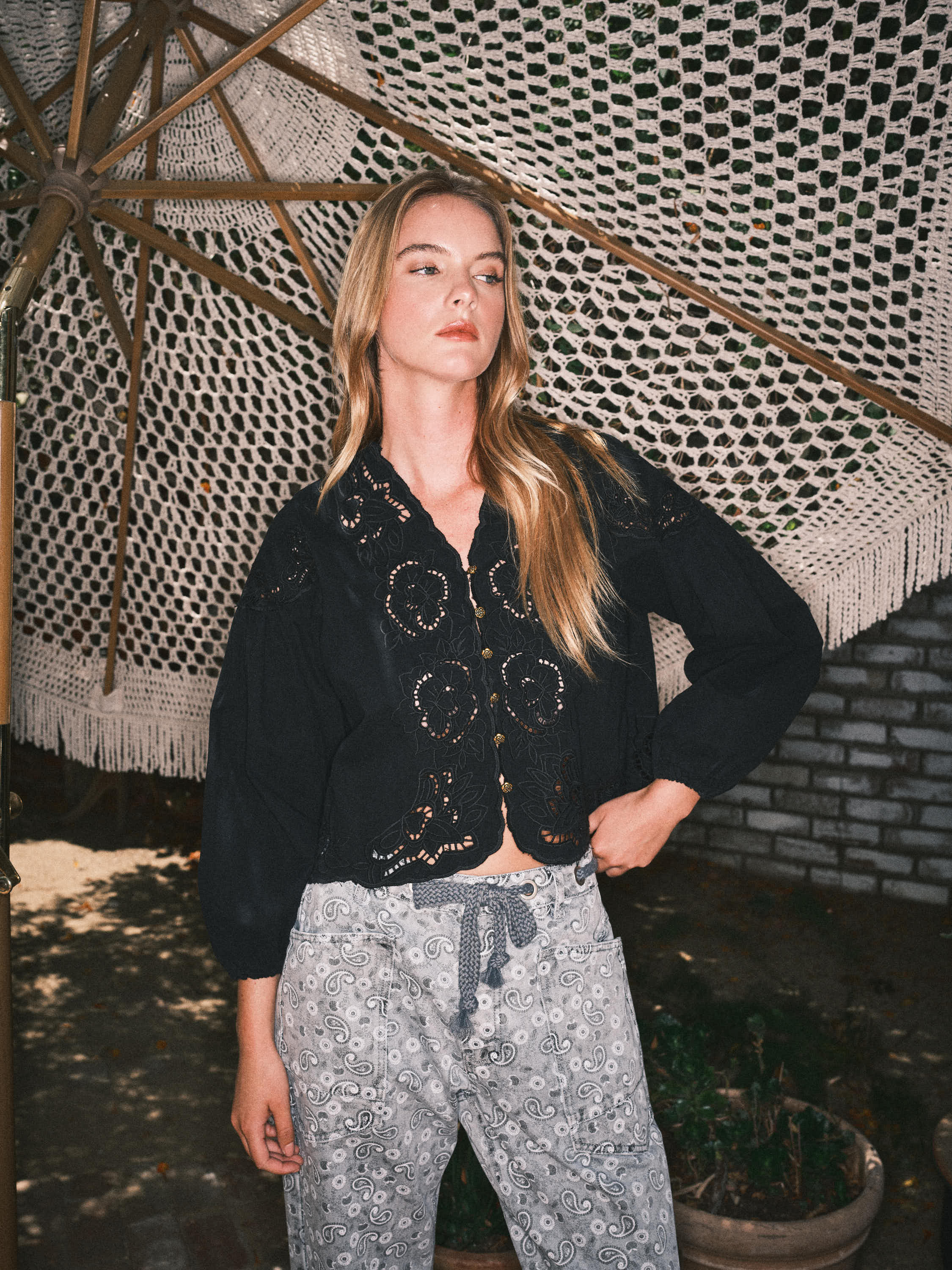 Aaron & Amber - Wholesale Blouse - Women's - MAT2892 DENIM EMBROIDERY VOLUME SLEEVE BLOUSE TOP22