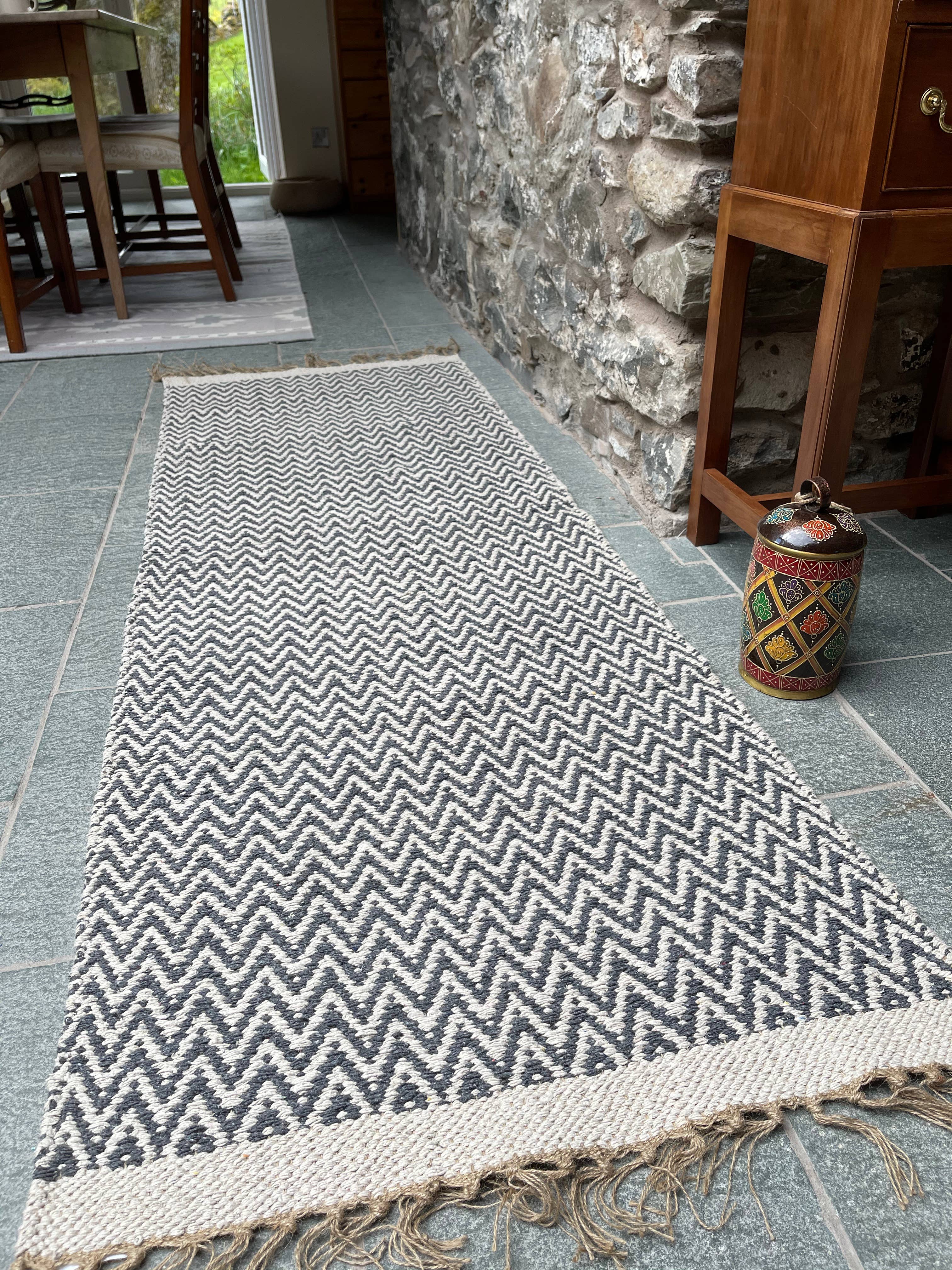 Second Nature Online - Venta al por mayor Alfombra pequeña - Alfombra suave para dormitorio GRETA, gris oscuro, hilo de algodón en espiga5