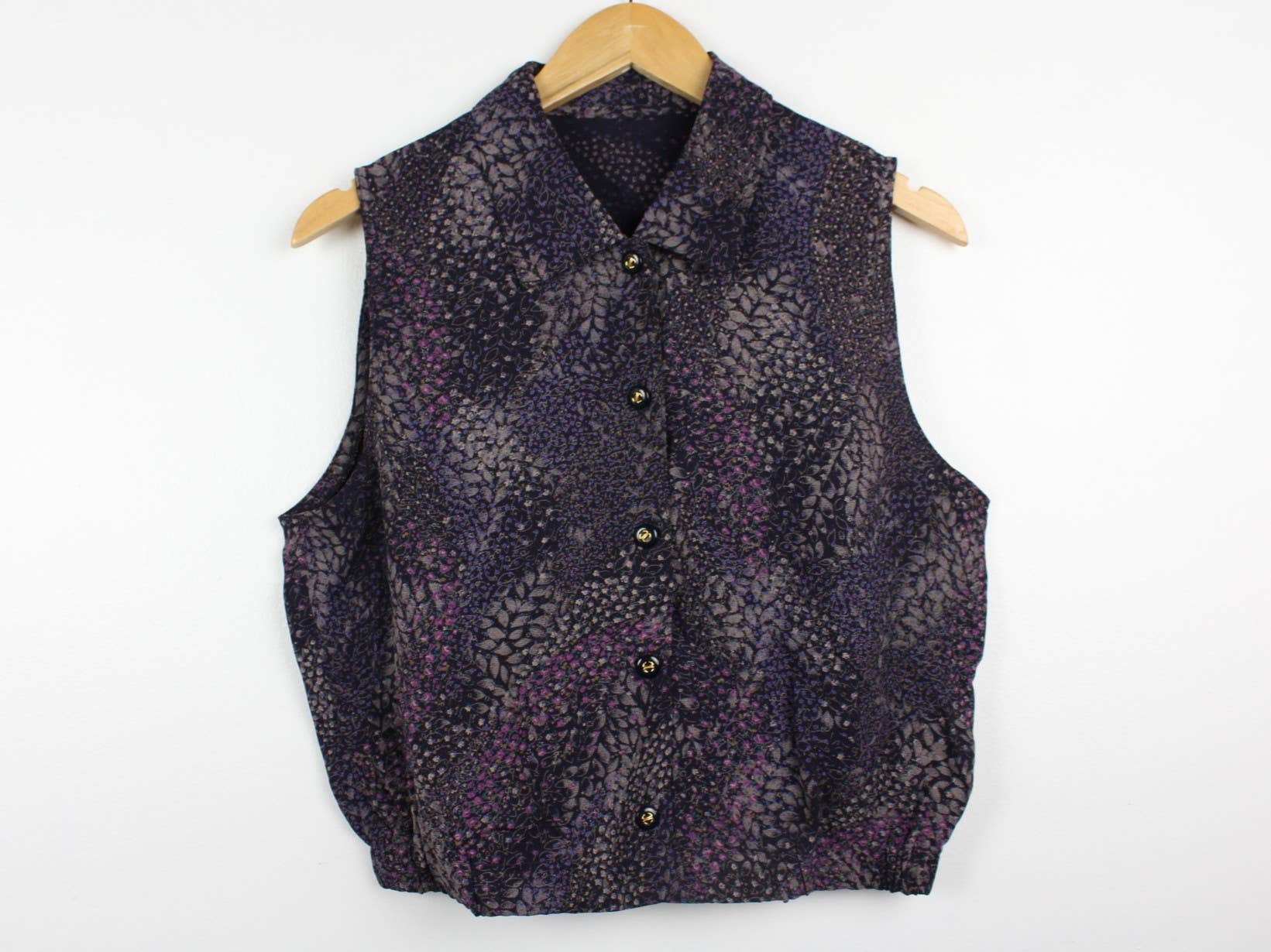 Sun's Out! - Wholesale Button Down Shirt - Women's - Reworked Vintage Sleeveless Button Up Blouse - Cinched15