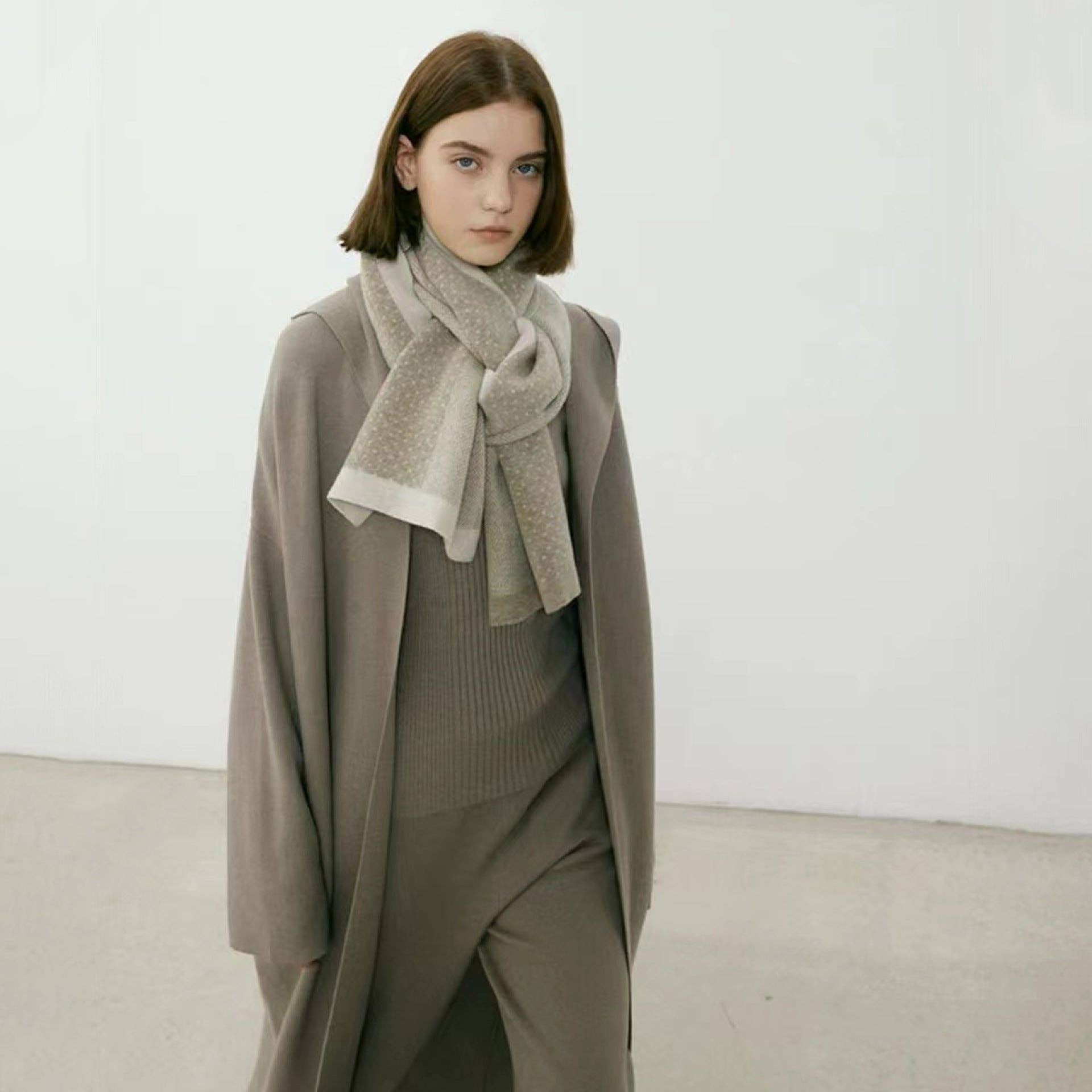 Dipped Shop - Vendita all'ingrosso Sciarpa - Donna - 2+ Sciarpe a Maglia a Punti con Colore a Contrasto DPKS10062