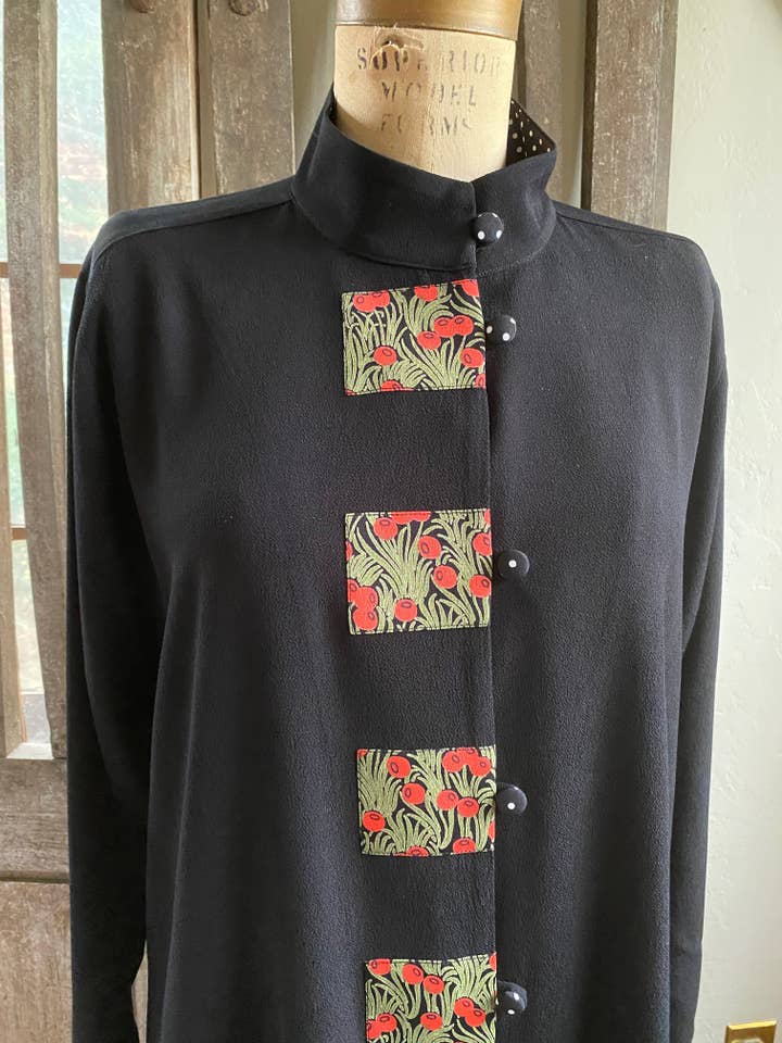 A-lijn top „910" met rode bessenprint voor wholesale door Marla Duran