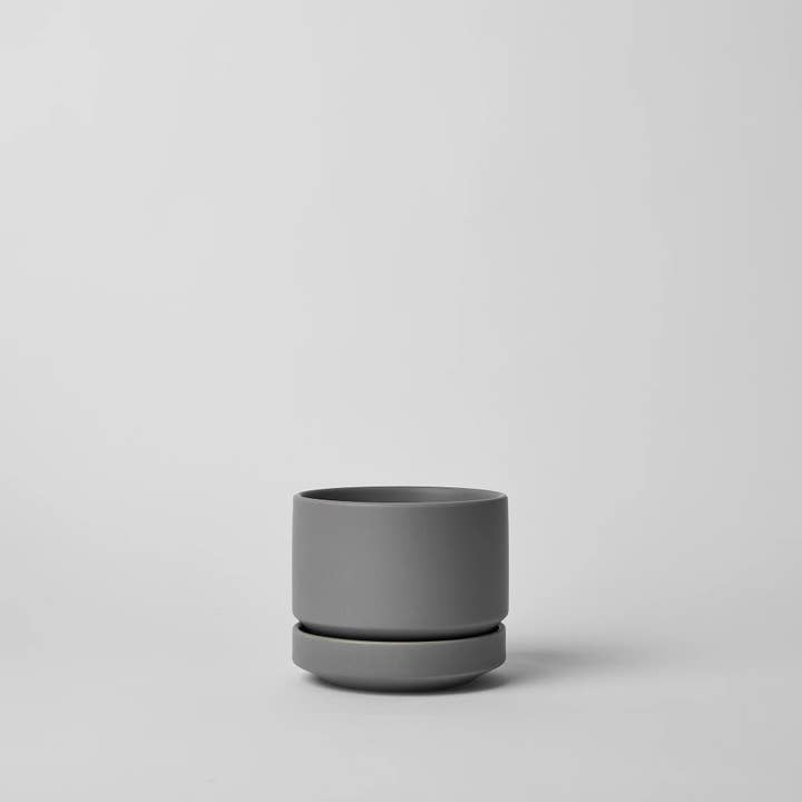 LBE Design - Wholesale Plant Pot Stand - Round Two Planter18