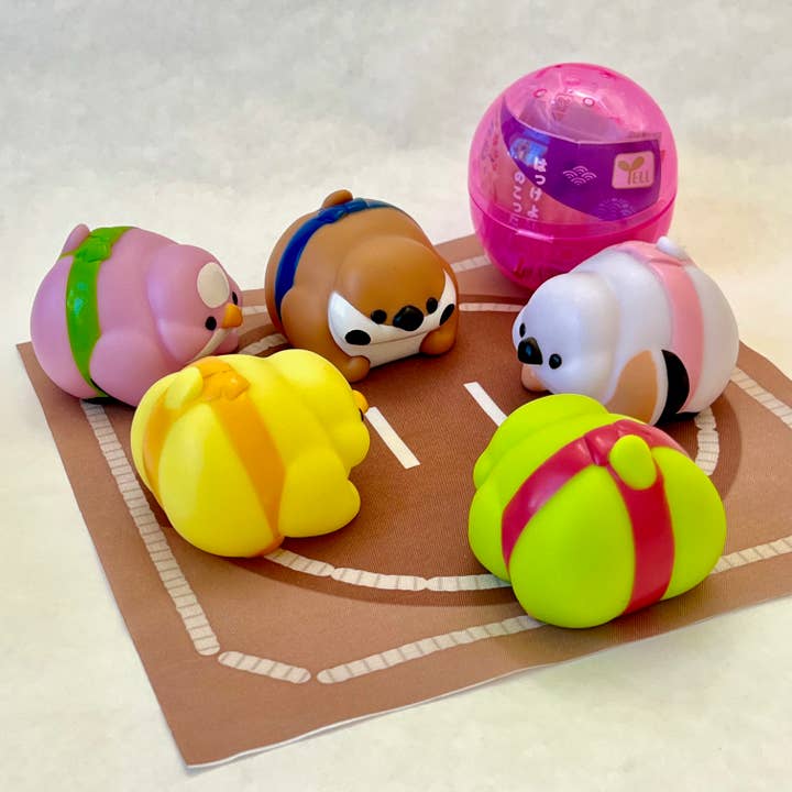 BCmini - Wholesale Decorative Figurine - Sumo Wrestler Birds Figurine Capsule