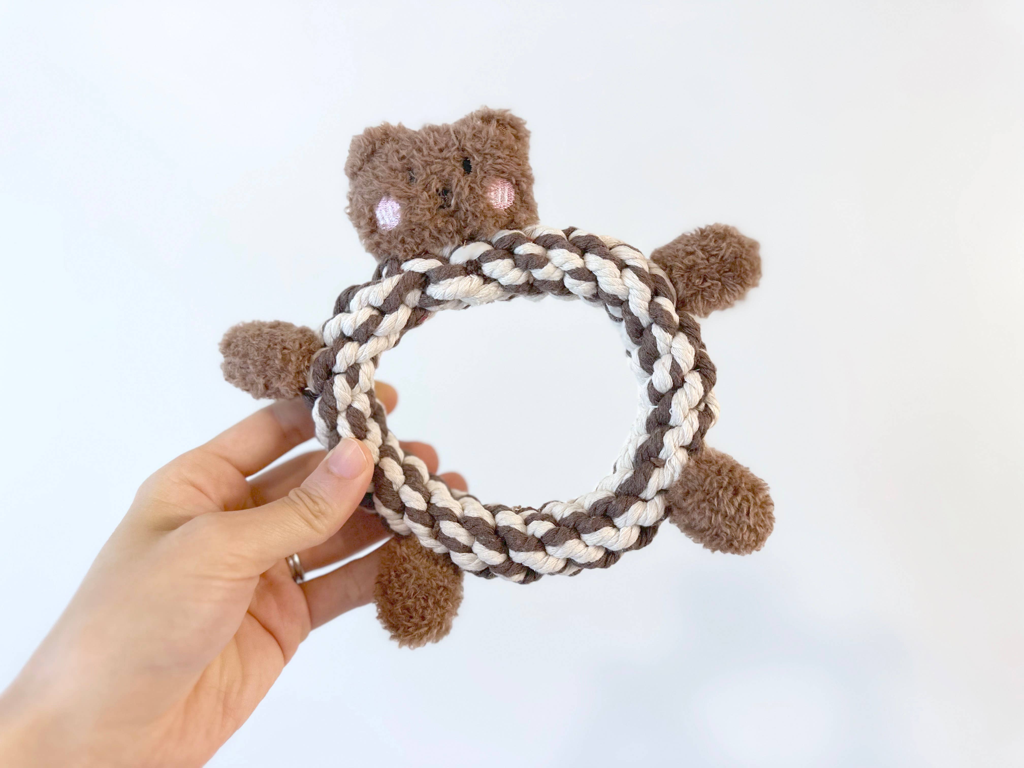 Monli Handcrafted Pet Toys – Großhandel Haustier-Seilspielzeug – Hund – Eco-Brownie Bear Macrame Hundespielzeug aus Plüsch, quietschend, modisch1