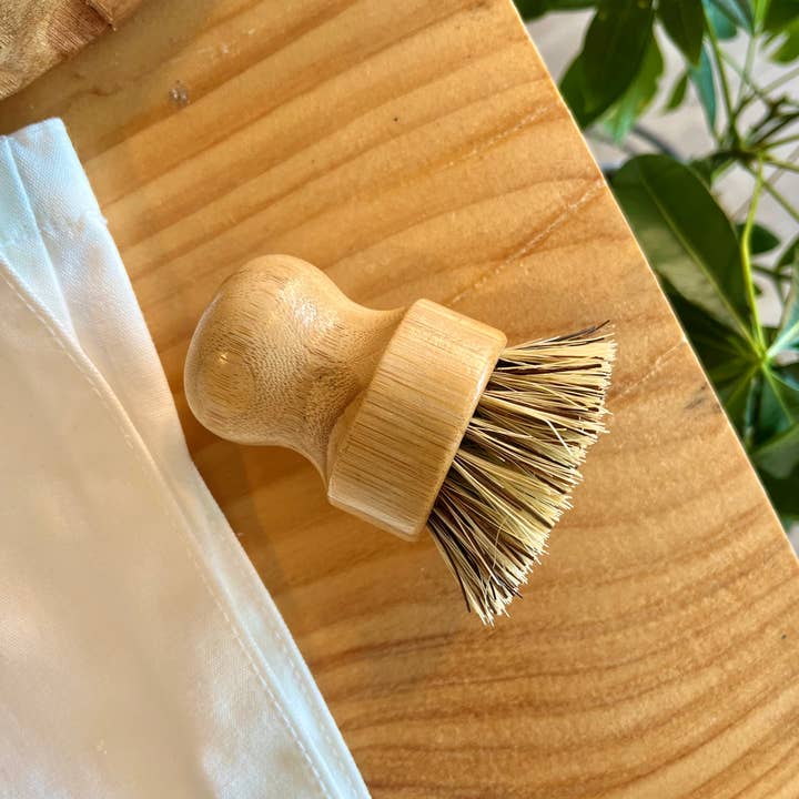 Rayne Refillery - Wholesale Cleaning Brush - Bamboo Scrubber Brushes