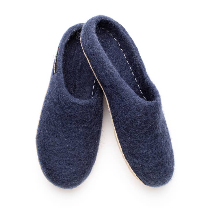 Sherpa Slippers - cosmetic blems for wholesale by US Sherpa