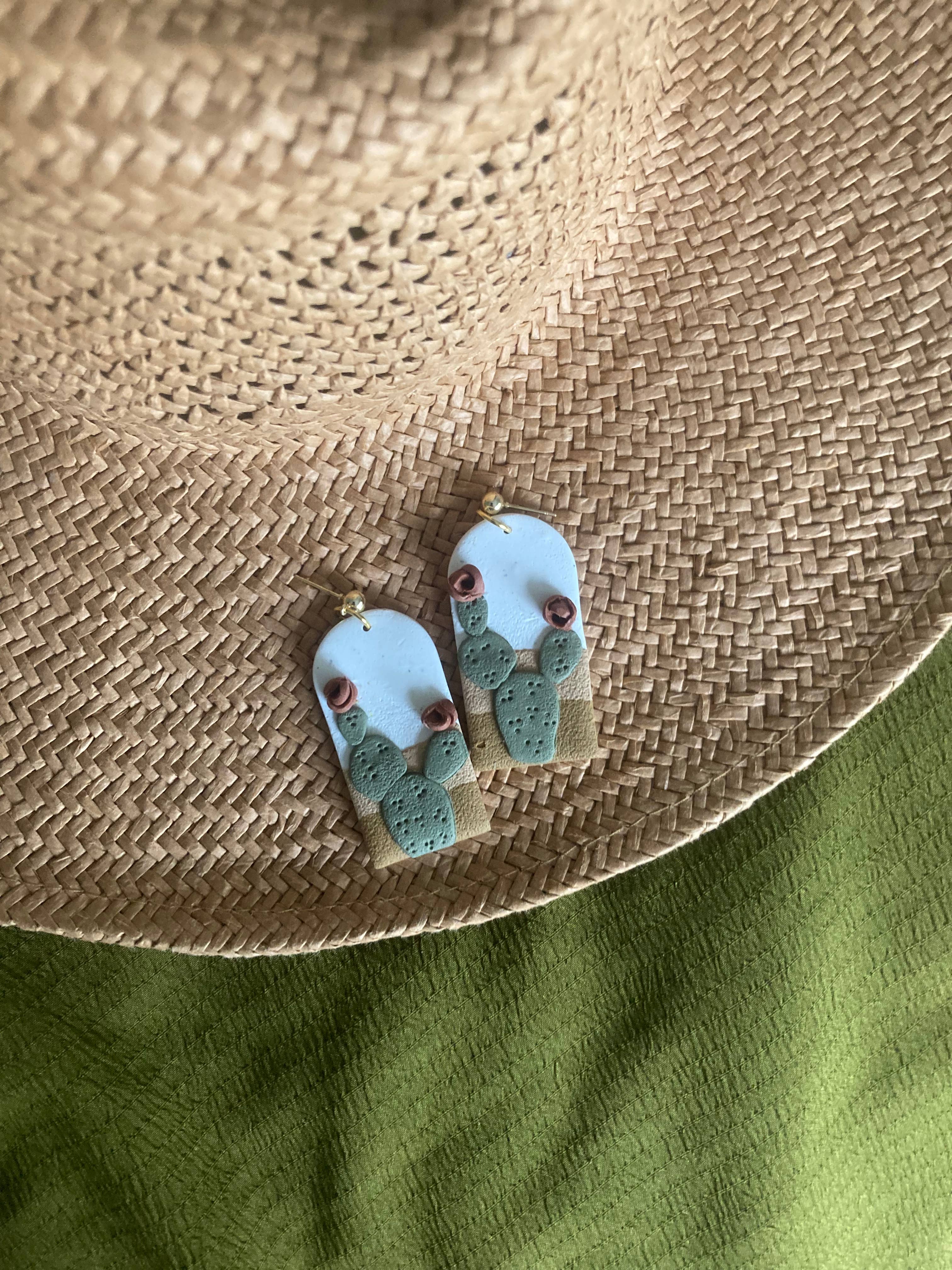 Terra Made - Wholesale Dangle Earrings - Desert cactus clay arch earring