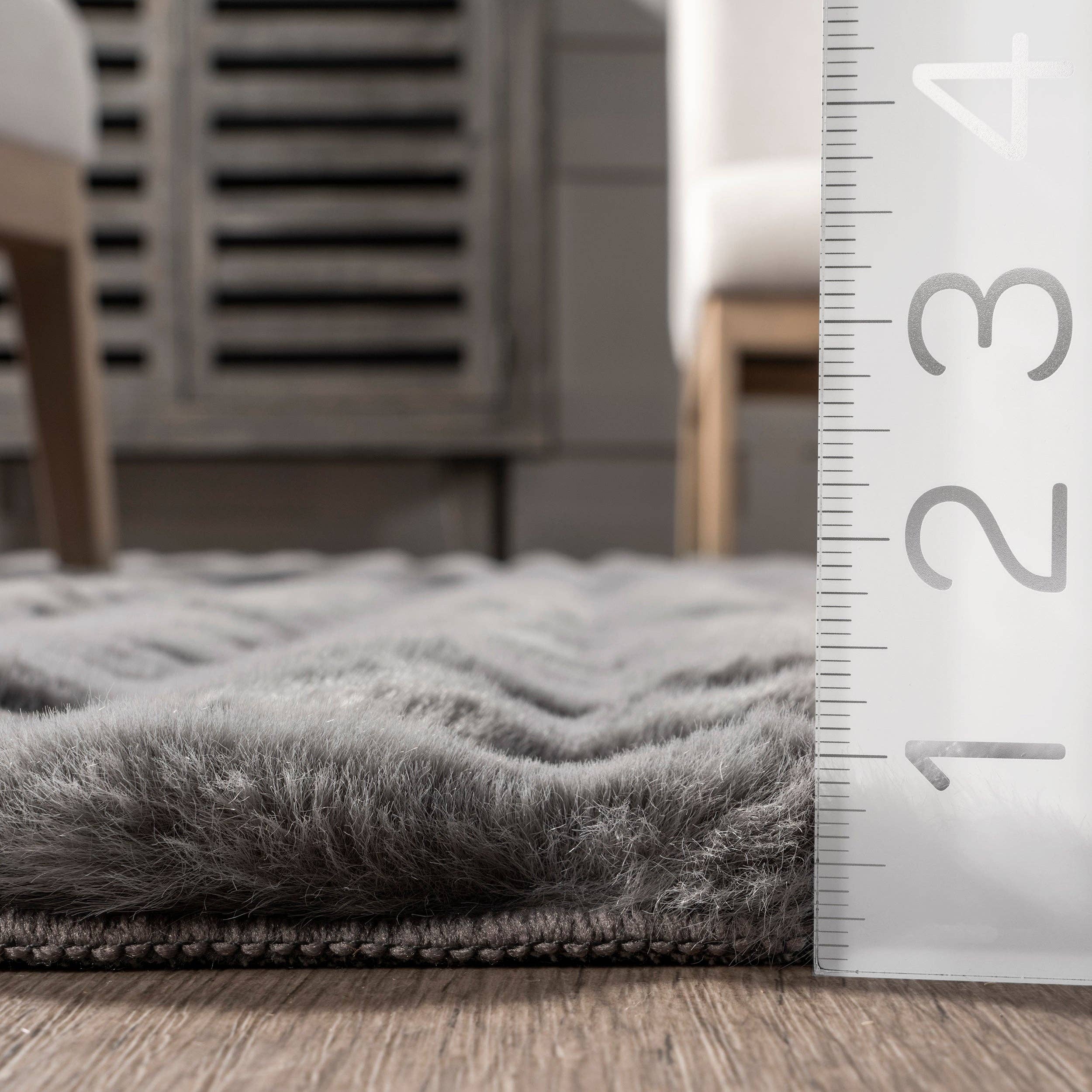 nuLOOM - Wholesale Area Rug - Jeni Solid Faux Rabbit Machine Washable Area Rug11