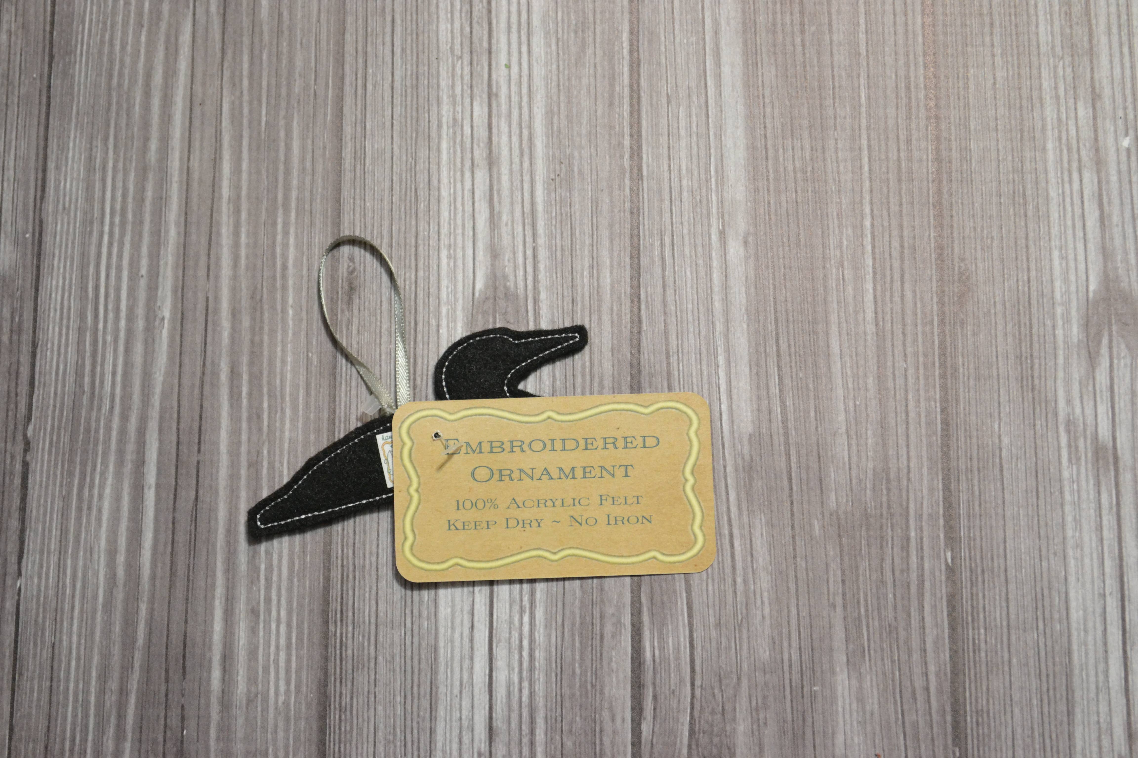 SewMuchMoreStore - Vente Objets de décoration - MN Loon ornement en feutre brodé6